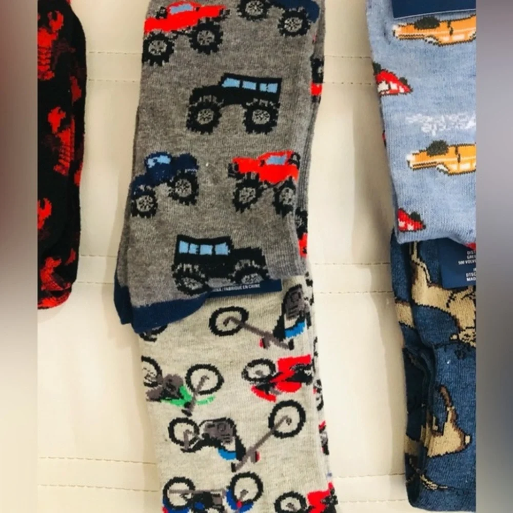 3pairs men’s socks-avocado toast‎ deer lobster cars trucks dogs motorcycle new